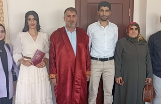 Yeşil Sahalarda Yapılan evlilik teklifi Hamur Belediyesinde...