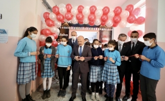 "Kütüphanesiz Okul Kalmayacak" projesinin ilk kütüphane açılışı yapıldı